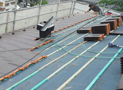 職人の手作業の様子